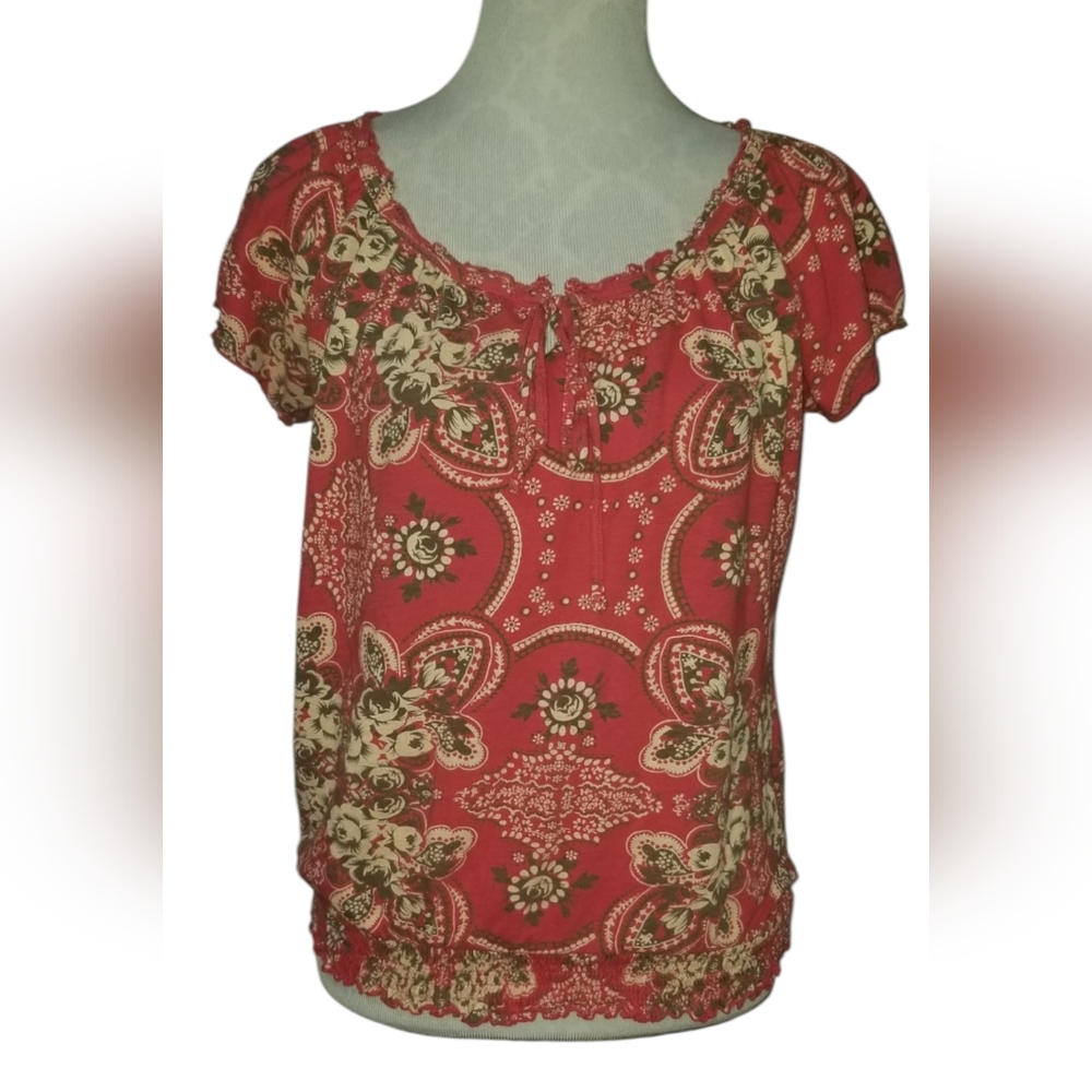 Mossimo Supply Coral medallion top